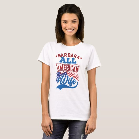 7月4日アメリカ人妻の愛国家族 Tシャツ (正面フル)