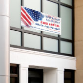 7月4日パレード赤白青会社夏季 横断幕 (ビルの外側)