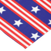 7月4日ホワイトスターズと赤と白ストライプ テーブルクロス (アングル)