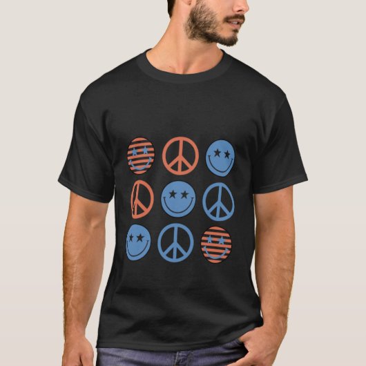 7月4日平和サイン幸せな顔愛国心 Tシャツ (正面)