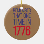 7月4日1776年アメリカ史を思い出おもしろいす セラミックオーナメント (裏面)