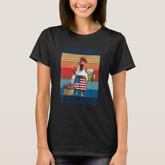 7月4日 アメリカ国旗 にわとり ビール 面白い Tシャツ (正面)