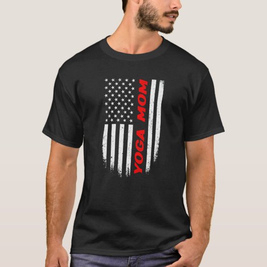 7月4日 アメリカ国旗 ヨガママ Tシャツ (正面)