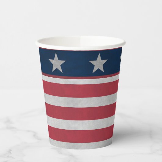 7月4日 紙コップ (左)