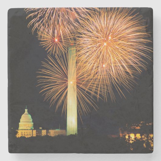 7月4日、花火の表示、スカイライン ストーンコースター (正面)