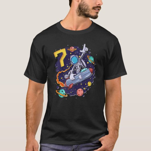 7歳の宇宙シャトル宇宙飛行士7誕生日 Tシャツ (正面)