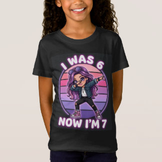 7歳の誕生日おめでとう クールガールダブダンス T Tシャツ