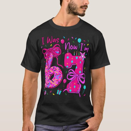 7歳の誕生日おめでとう!私は6歳、今は7歳 Tシャツ (正面)