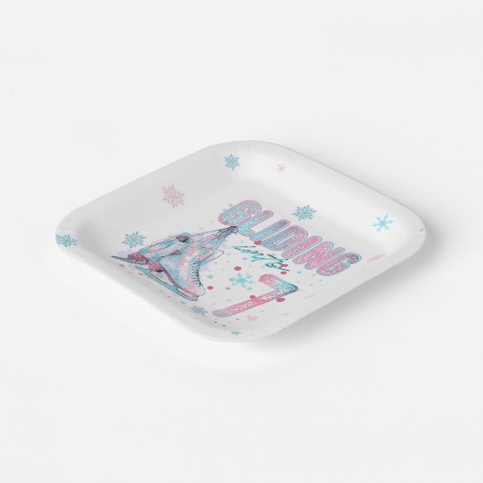 7歳の誕生日のスケートで滑るパーティー ペーパープレート (傾斜あり)