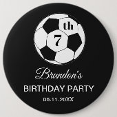 7歳の誕生日パーティー サッカー 黒 男子 スポーツ 缶バッジ (正面)