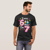 7歳の誕生日 おもしろ お誕生日おめでとう 6歳から7歳へ Tシャツ (正面フル)