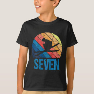 7歳の誕生日 懐かしいスキー スキー少年少女 Tシャツ