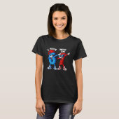 7歳の誕生日 6歳だった 今は7歳 6 7 面白いネタ キッズ Tシャツ (正面フル)