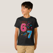 7歳の誕生日 6歳はもう終わり 今は7歳 67 男女兼用 Tシャツ (正面フル)