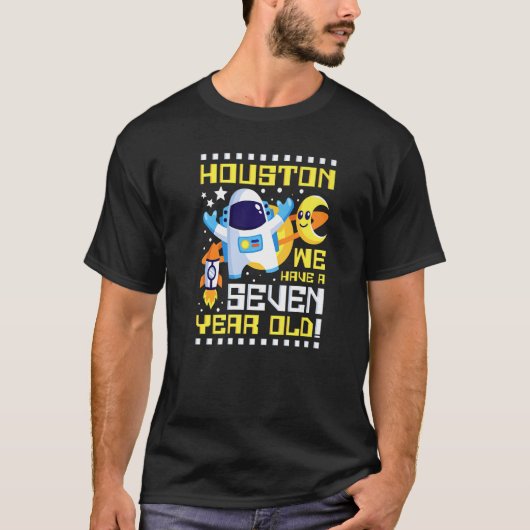 7番目の誕生日ヒューストン私たちは7歳のAstrを持っている Tシャツ (正面)