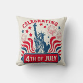 7祝月4日リバティ・アートの像と クッション (正面)