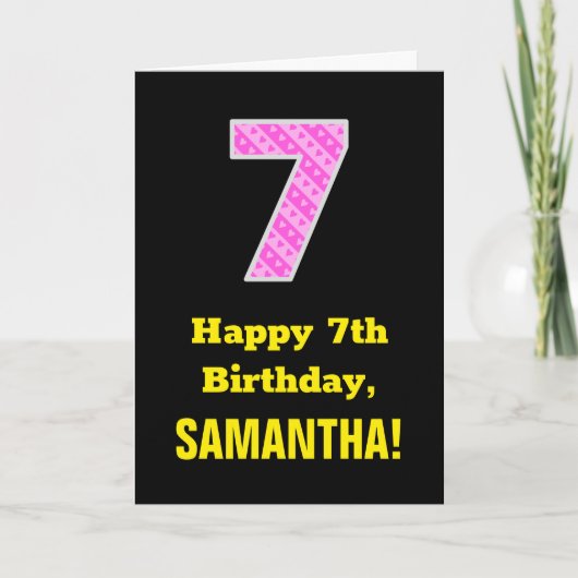 7誕生日：ピンクストライプのハートと「7」 +名前 カード (正面)
