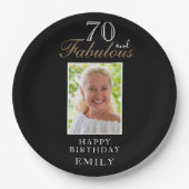 70と素晴らしいエレガントスクリプト写真70誕生日 ペーパープレート (正面)