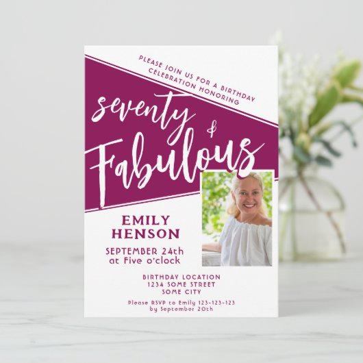 70と素晴らしいスクリプトマゼンタフォト70誕生日 招待状 (スタンド正面)