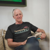 70と素晴らしいヴィンテージ-レトロサンセット誕生日 Tシャツ