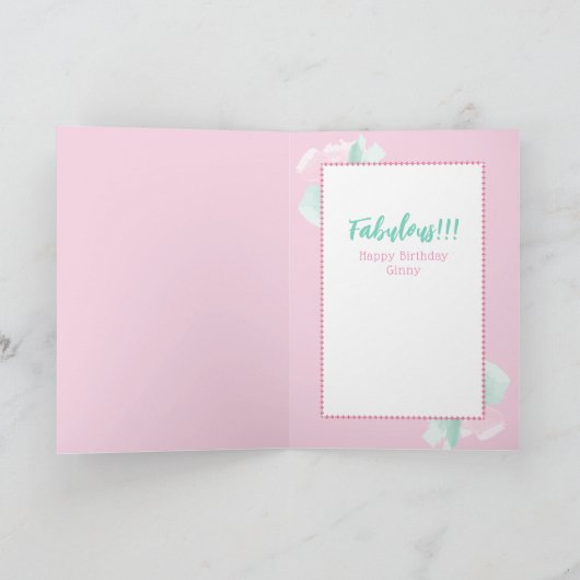 70と素晴らしい女性マンガピンク誕生日 カード (内部)