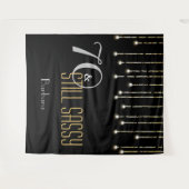 70とSassyブラックのシルバーフォトブースの背景 タペストリー (正面(横))