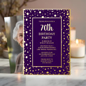 70カスタム歳の誕生日パーティー金ゴールド紫テクスチャ 箔招待状