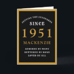 70パーソナライズされたth誕生日1951黒金ゴールドシック カード<br><div class="desc">1951年に特別な人々のための70歳の誕生日の黒と金ゴールドのバースデー生まれタ・カード。提供さカスタマイズれたテンプレートを使用してフロントへの文字と誕生日カードのインテリアを容易に行う。グリーティングカードの設定標準範囲の一部。</div>