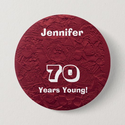 70年の赤い人形誕生日 缶バッジ (正面)
