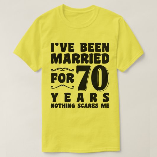 70年も結婚生活が続く祖父母って素敵 Tシャツ (デザイン正面)