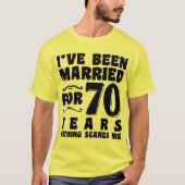 70年も結婚生活が続く祖父母って素敵 Tシャツ (正面)