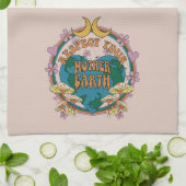 70年代のレトロマザーアース・グラフィック キッチンタオル (折り畳み)