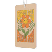 70年代のレトロ笑顔デイジー花 カーエアーフレッシュナー (左)