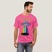 70年代のUfoに連れ戻飛んでいるす Tシャツ (正面フル)