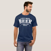 70年代レトロな私はビールだけ飲みます Tシャツ (正面フル)