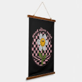 70年代レトロデイジー |良い雰囲気のみ 吊り下げ型タペストリー (傾斜あり)