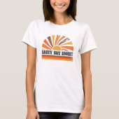 70年代風レトロ サマーサンセット サンライズ 日の出 日の入り 夕焼け 朝焼け 太陽の光線 Tシャツ (正面)