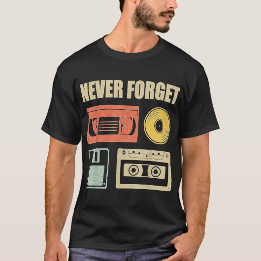 70年代 80年代 90年代 オーディオカセット Never Forget Tシャツ (正面)