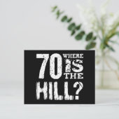 70年目おもしろいの誕生日日付V05Fを保存 案内ポストカード (スタンド正面)