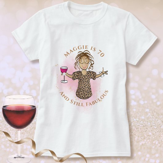 70歳おめでとう ユーモア満載のカートゥーンイラスト 70歳の誕生日をお祝いする民族衣装 Tシャツ