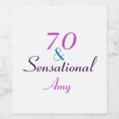70歳とセンセーショナル70歳の誕生日ピンクがパーソナライズされた ワインラベル (シングルラベル)