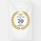 70歳なのに何? 面白い月桂樹の花冠 クラウン 70歳の誕生日 横断幕 (縦)