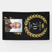 70歳なのに何？ 面白い ライラックの花輪 フォト 誕生日 横断幕 (横)