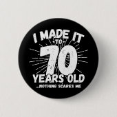 70歳の皮肉ミームおもしろい70誕生日 缶バッジ (正面)