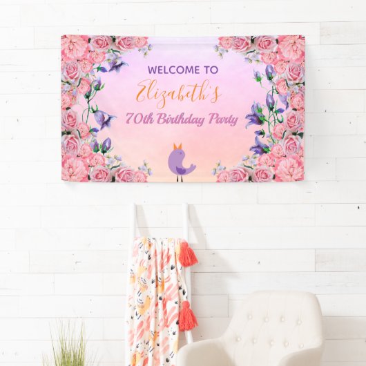 70歳の誕生日ピンクのスミレ園花模様かわいい鳥 横断幕 (インサイチュ)