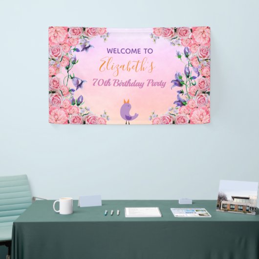 70歳の誕生日ピンクのスミレ園花模様かわいい鳥 横断幕 (トレードショー)