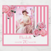 70歳の誕生日ピンクの白いストライプフローラ写真 スパークリングワインラベル (シングルラベル)