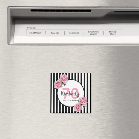 70歳の誕生日ピンク花模様ブラックストライプ名 マグネット (インサイチュ (食洗機))