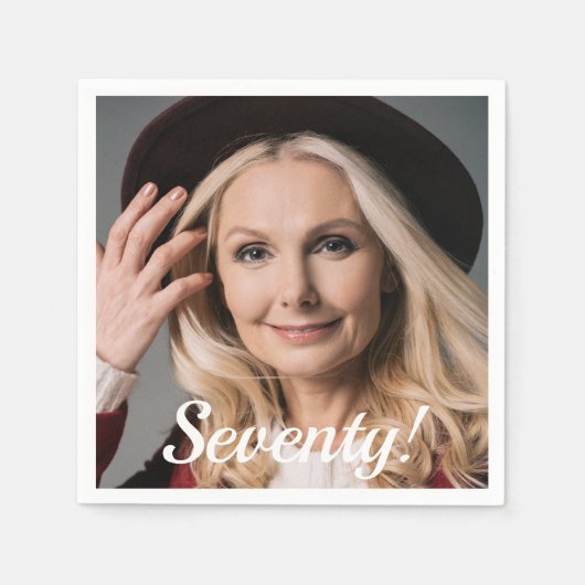 70歳の誕生日フォトスクリプト女性文字 スタンダードカクテルナプキン (正面)