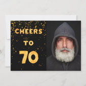 70歳の誕生日ブラック金ゴールドフォト応援 招待状 (正面)